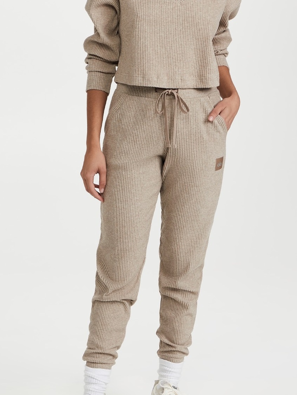 Alo Muse Sweatpants in Gravel Heather - Size Small